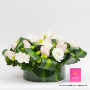 Esencial. Floreria Las Margaritas. Guadalajara. Flores a domicilio. Rosas. San valentin. 14feb. Dia del amor y la amistad.