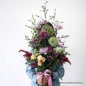 Bouquet Silvestre - Floreria Las Margaritas. 10 Mayo. Dia de las Madres. Flores. GDL. Guadalajara. Flores. Rosas. Roxanas. Margaritas. Amimajus. Ramo floral