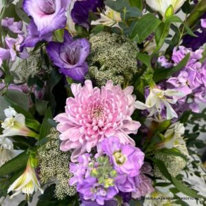 Luz Lavanda - Floreria Las Margaritas. 10 Mayo. Dia de las Madres. Flores. GDL. Guadalajara. Flores. Morado. 2